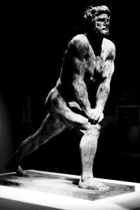 Статуя Шимона Бар-Кохбы работы Ханоха Гликенштайна. 1905 г.