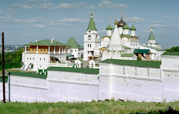 Вознесенский Печерский монастырь в Нижнем Новгороде. Фото Олега Давыдова