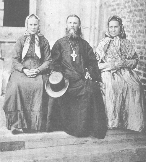 Иоанн Кронштадтский с сестрами в Суре